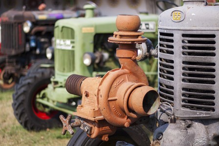 Front Mechanics of a Tractor